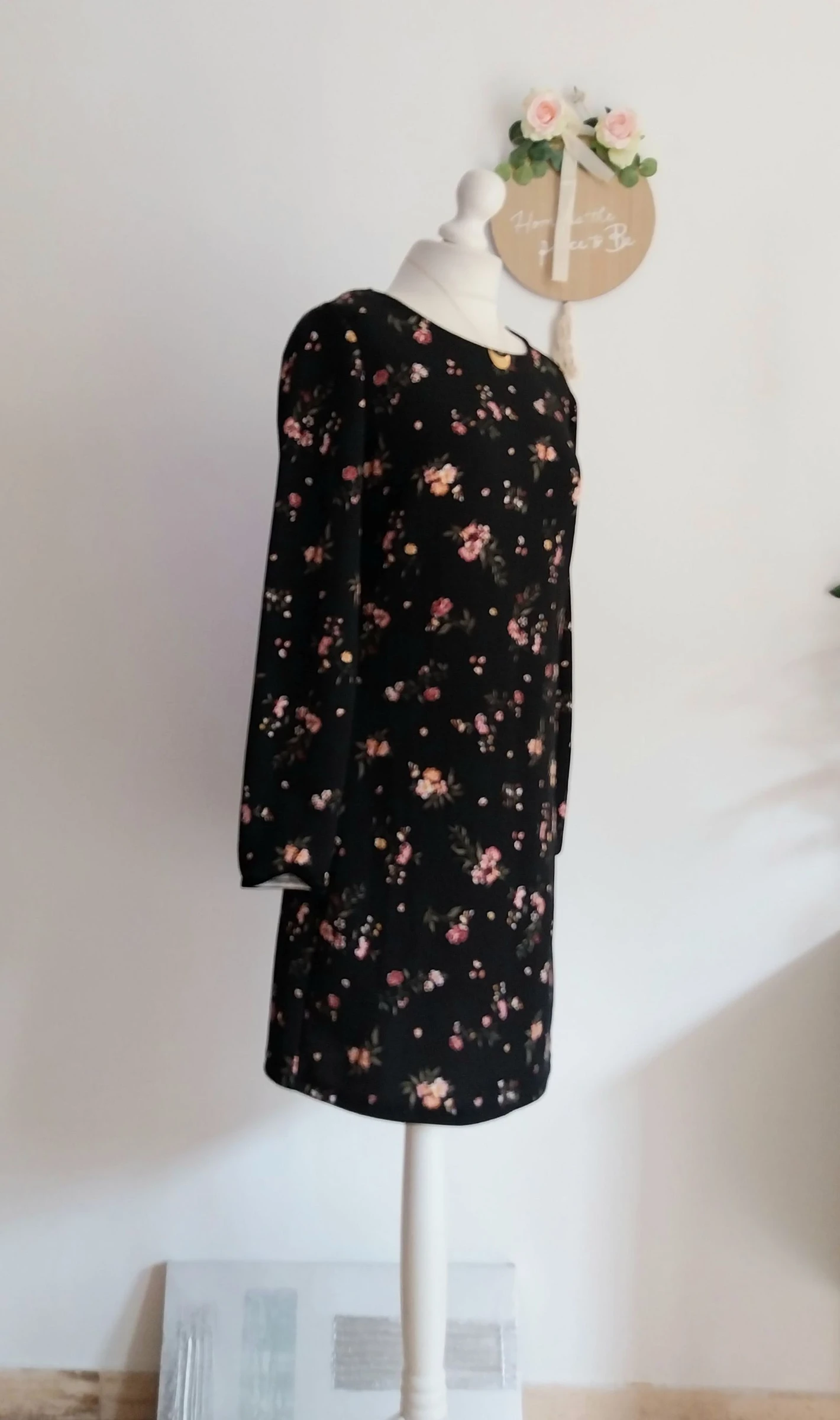 Vestido de media temporada negro con pequeñas flores Gina Talla 38 – photo 6
